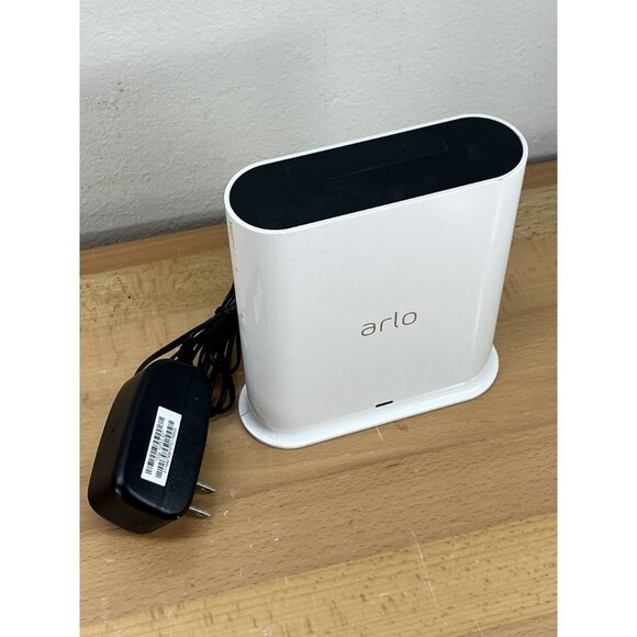 Arlo Ultra Smart Hub Base Station White Model VMB5000 #U0987 (AR) - Picture 3 of 7